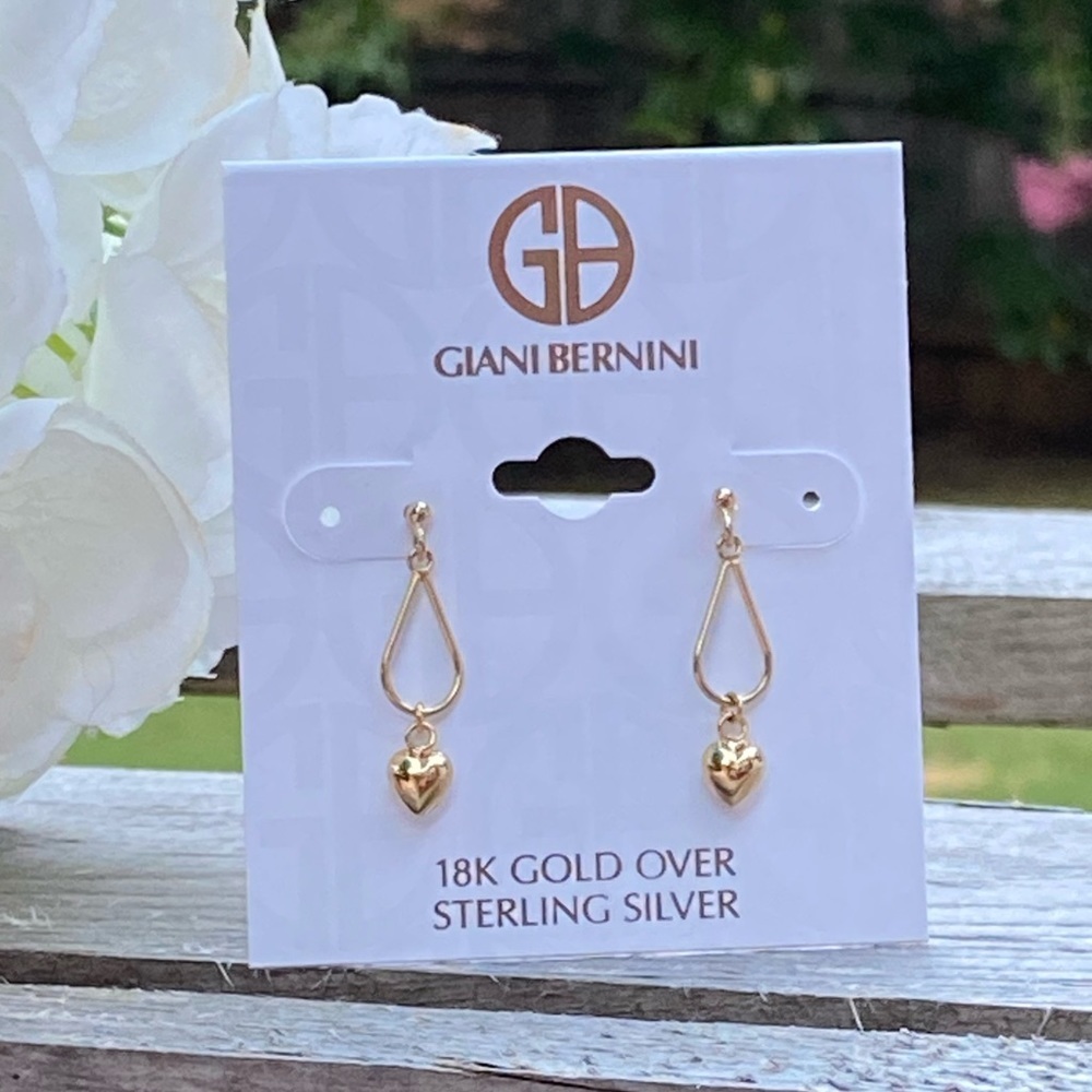 NWT GIANI BERNINI 18K GOLD HEART POST DROP EARRINGS